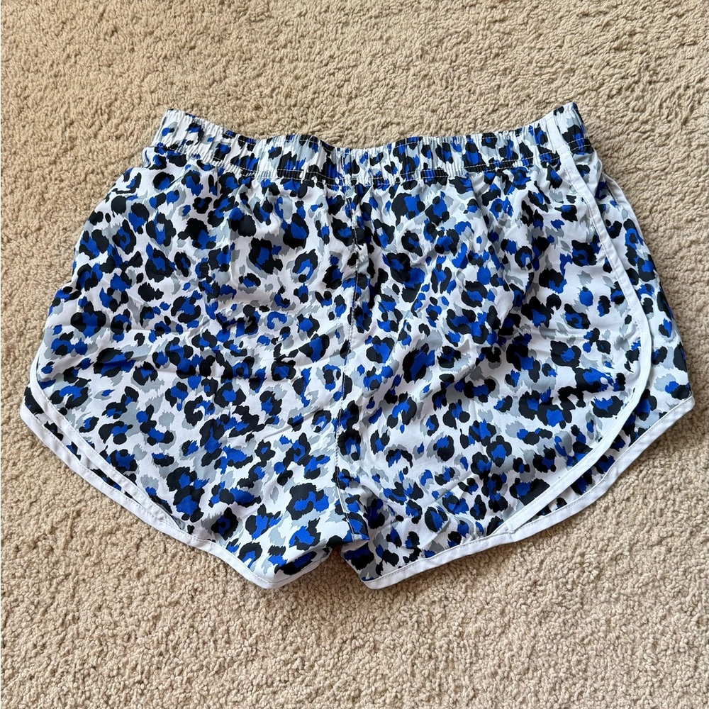 Stylish Blue Leopard Print Women's Shorts - Picture 5 of 5